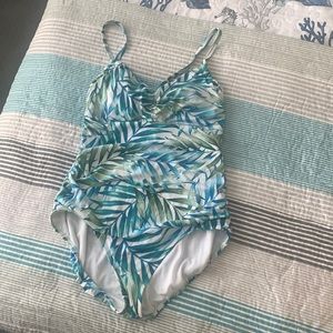 Time and tru one piece palm leaf print bathing suit